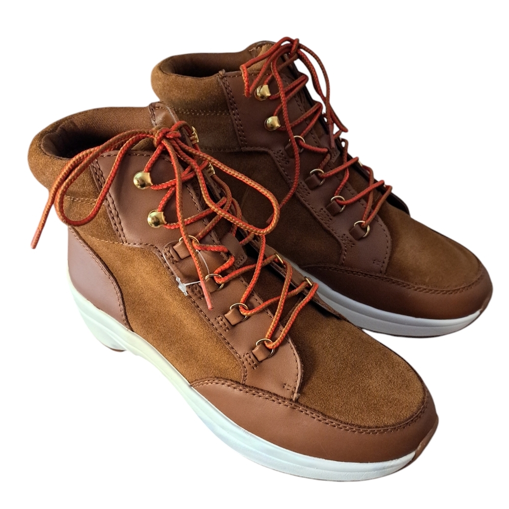 NWT Lauren by Ralph Lauren Women's Rylee Suede Sneaker 8